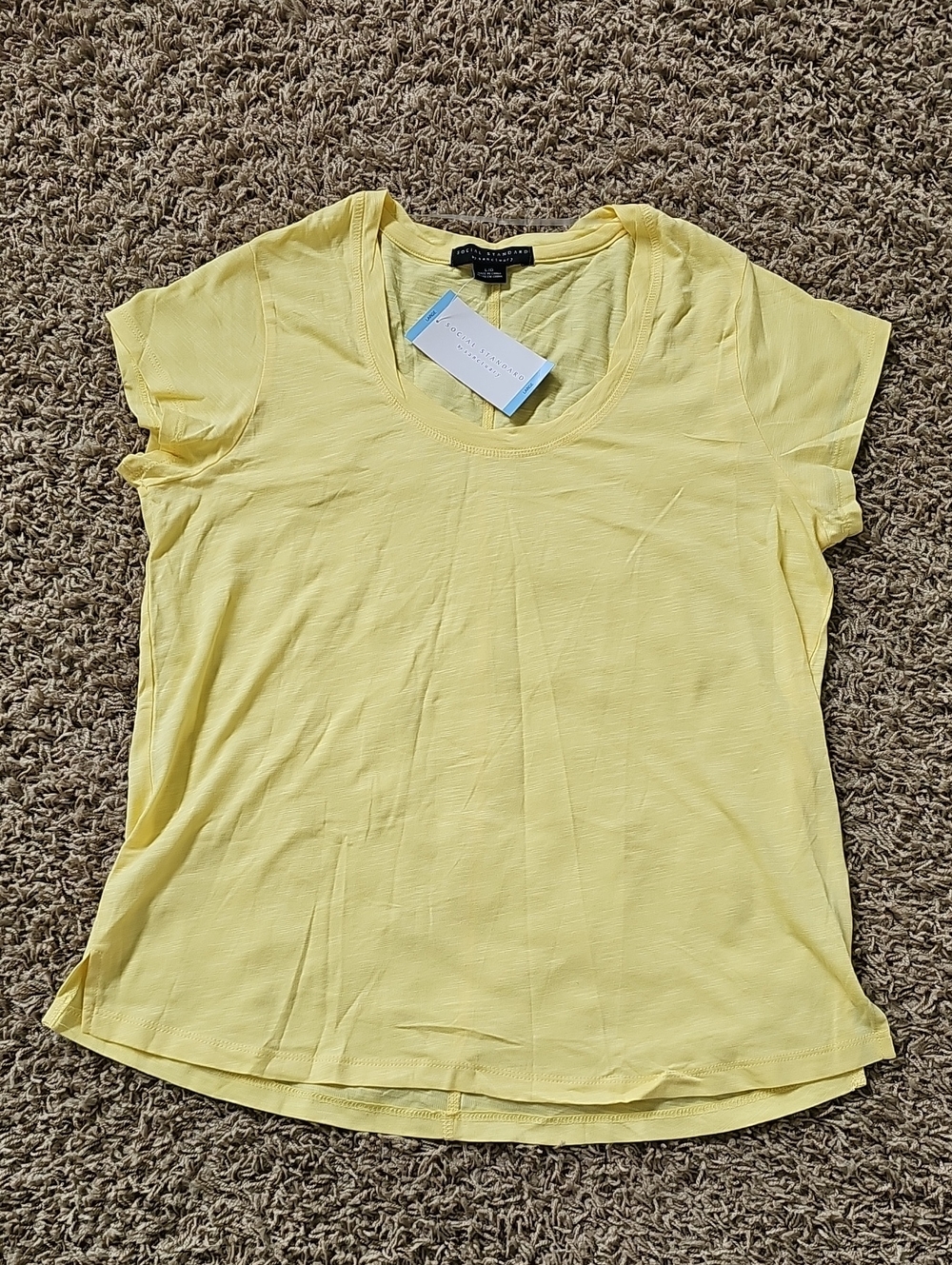 NWT Social Standard Tshirt Amber Scoop Large Tee Yellow